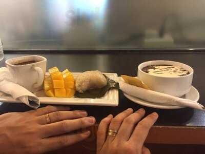 Tablea Chocolate Cafe