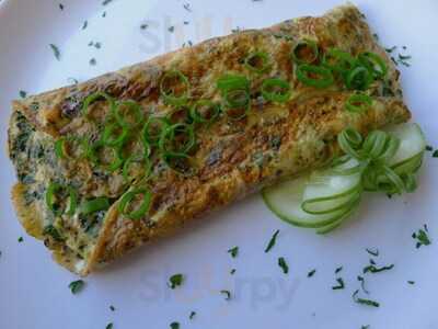 Everything Yummy [food + Love]