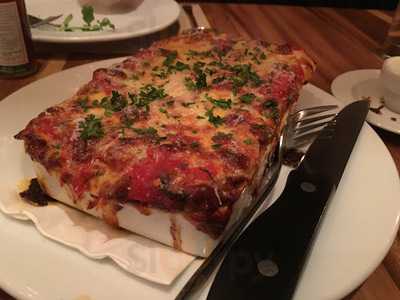 La Bella Pizza Bistro/ La Bella Napoli