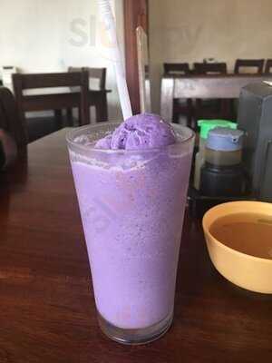 Penong's Barbeque Seafoods And Chicken