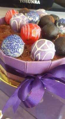 Vanille Cafe & Patisserie