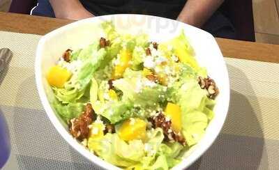 Vanille Cafe & Patisserie