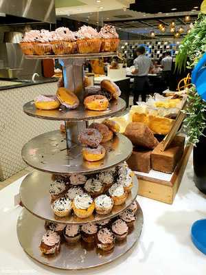 Vikings Sm City Cebu Restaurant