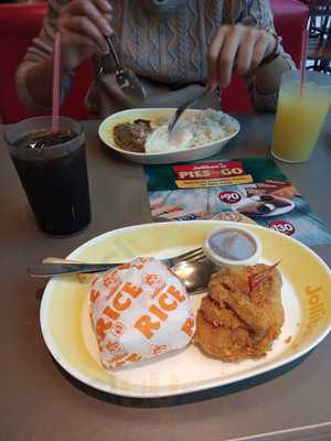 Jollibee Fast Food Restaurant