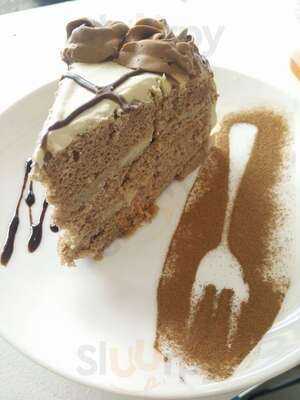 Yoyi's Pastries & Desserts