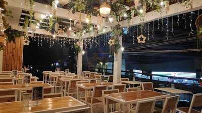 Sol's Halohalo And Desserts - Banawa