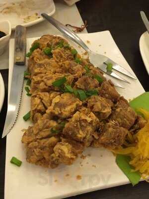 Antonio's Bar And Grill