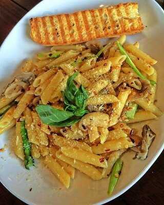 Brique Modern Kitchen