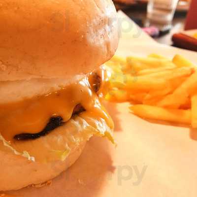 Red Corner Burger Cafe