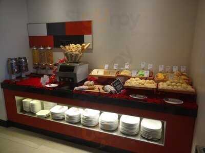 Park Inn Restaurant Bar & Grill