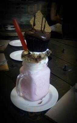 Confex & Co. Bakehouse