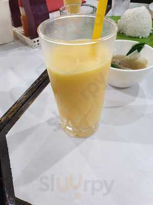 Ella Eting Native Chicken And Seafoods Grill