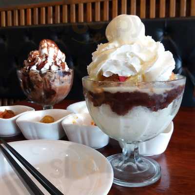 Banoks Ihaw Ihaw Restaurant