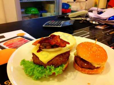 Grillery Smoke House