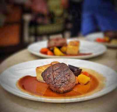 Raging Bull Chophouse And Bar