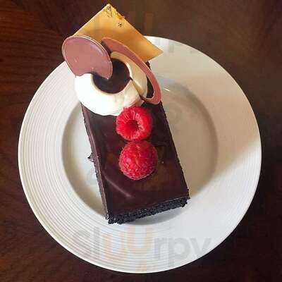 Raging Bull Chophouse And Bar