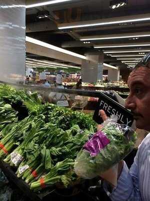 Yellow Cab Market Market