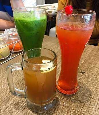 Wee Nam Kee Hainanese Chicken Rice