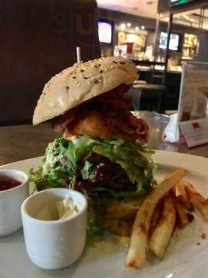 Dillingers 1903 Steak & Brew