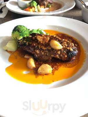 Dillingers 1903 Steak & Brew