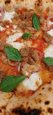 Gino's Brick Oven Pizza