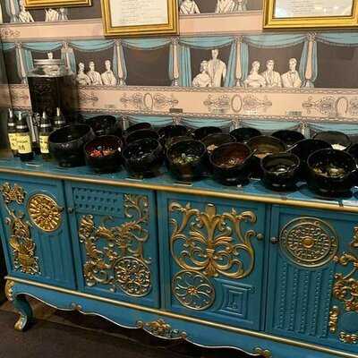 Xiao Long Kan Restaurant