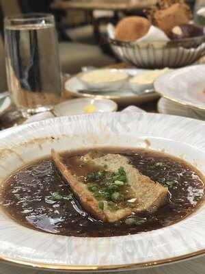 The Lobby - The Peninsula Manila