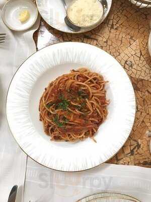 The Lobby - The Peninsula Manila