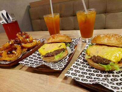 8 Cuts Burger Blends