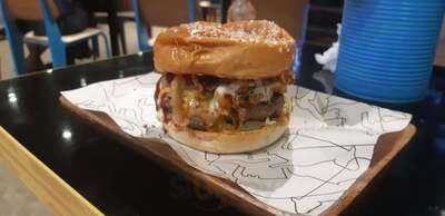 8 Cuts Burger Blends