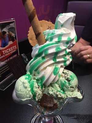 Carmen’s Best Ice Cream Shop