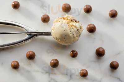 Carmen’s Best Ice Cream Shop