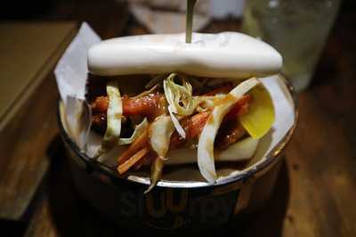 Alamat Filipino Pub & Deli