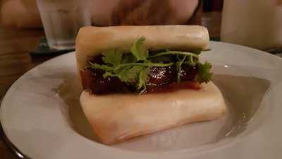 Alamat Filipino Pub & Deli