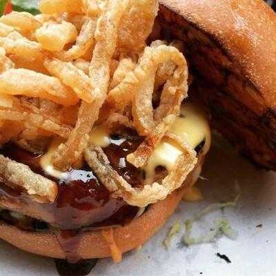 B&b Burgers And Brewskies