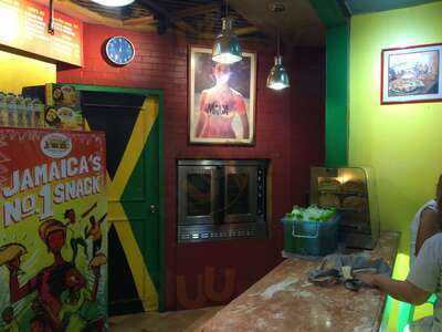 De Original Jamaican Pattie Shop