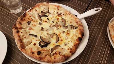 Plank Sourdough Pizza