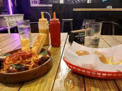 Fig Restaurant + Bar