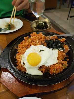 The Cook By Hongleepark