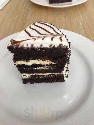 Conti's Bakeshop And Restaurant