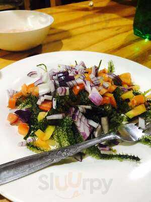 Aling Tonya's Seafood Palutuan