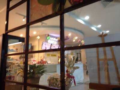 Kaishu-sushi-noodles Express