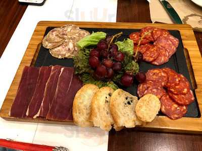 Barcino Wine Resto Bar