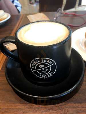 Coffee Bean & Tea Leaf