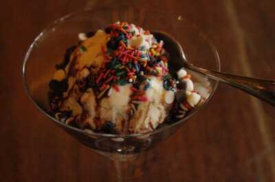 H&j Sports Bar And Restaurant