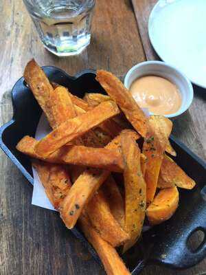 Wildflour Cafe And Bakery