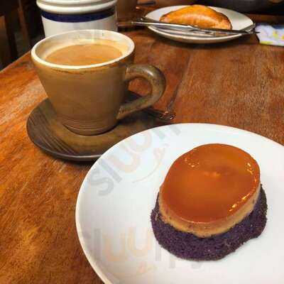 Wildflour Cafe And Bakery