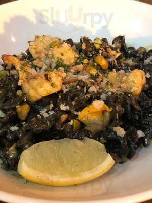 Wildflour Cafe And Bakery