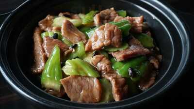 Lin's Kitchen Claypot And Noodle House