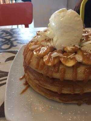 Ally's All Day Breakfast Place